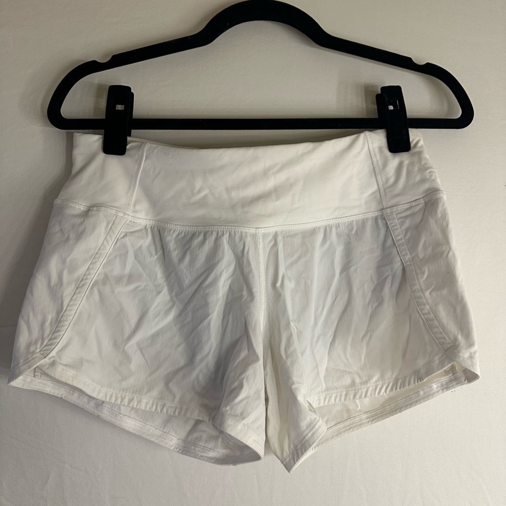 Lululemon White Speed Up Shorts! Size 4, Low-Rise, Lined, 2.5"